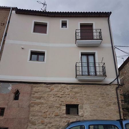 Cal Antonio Vila Tudela del Segre Exterior foto